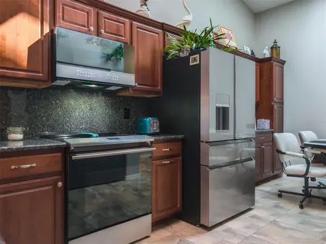 39650 Us Highway 19 N Tarpon Springs FL 34689