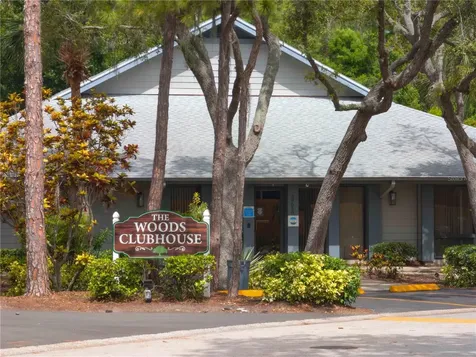 39650 Us Highway 19 N Tarpon Springs FL 34689