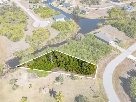 132 Crevalle Road Rotonda West FL 33947