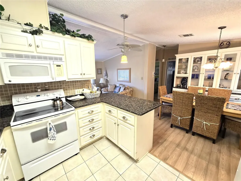 8503 Princess Court Palmetto FL 34221