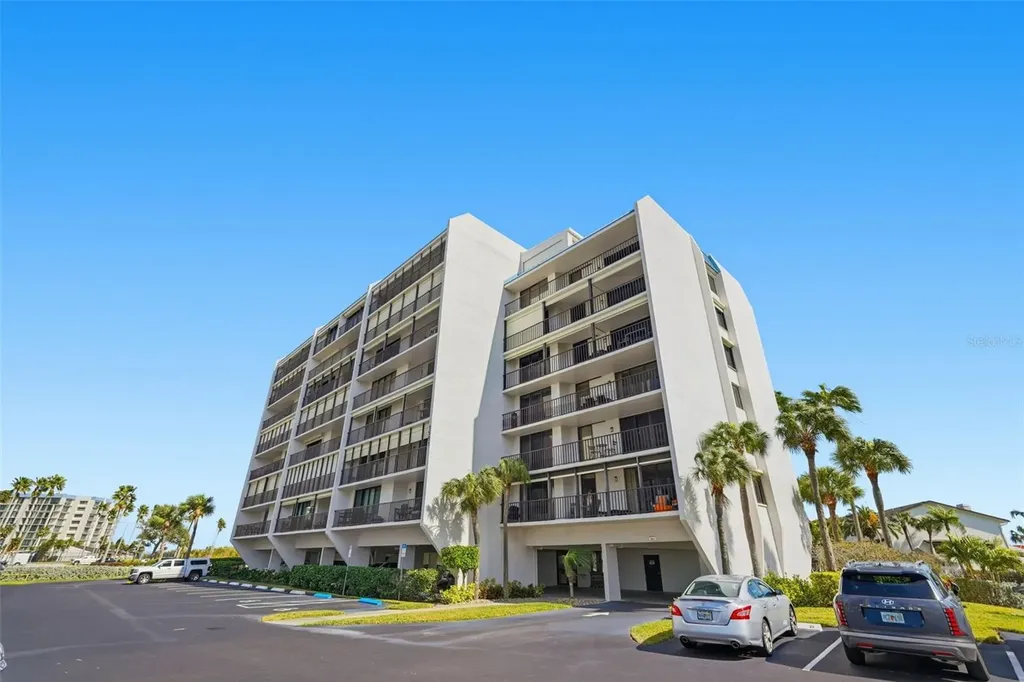 1581 Gulf Boulevard Clearwater Beach FL 33767