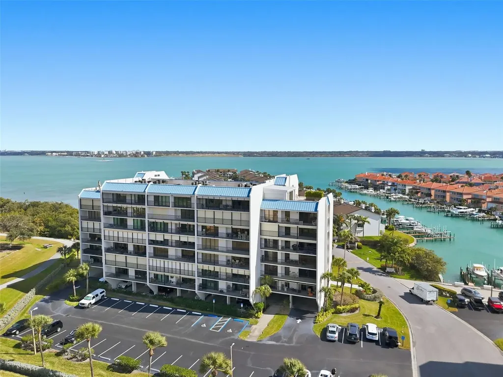 1581 Gulf Boulevard Clearwater Beach FL 33767