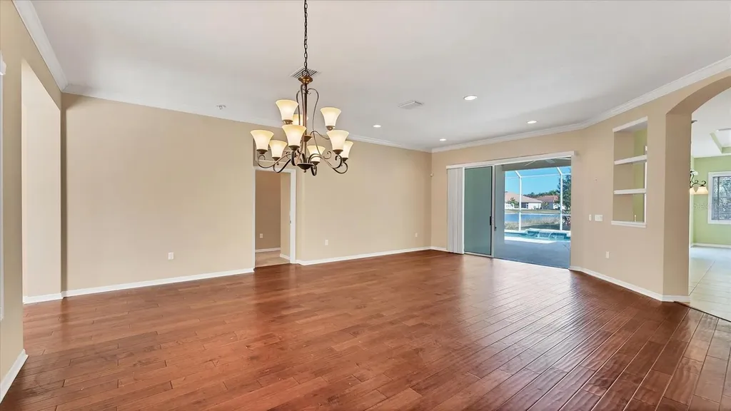 6207 46th Court E Bradenton FL 34203