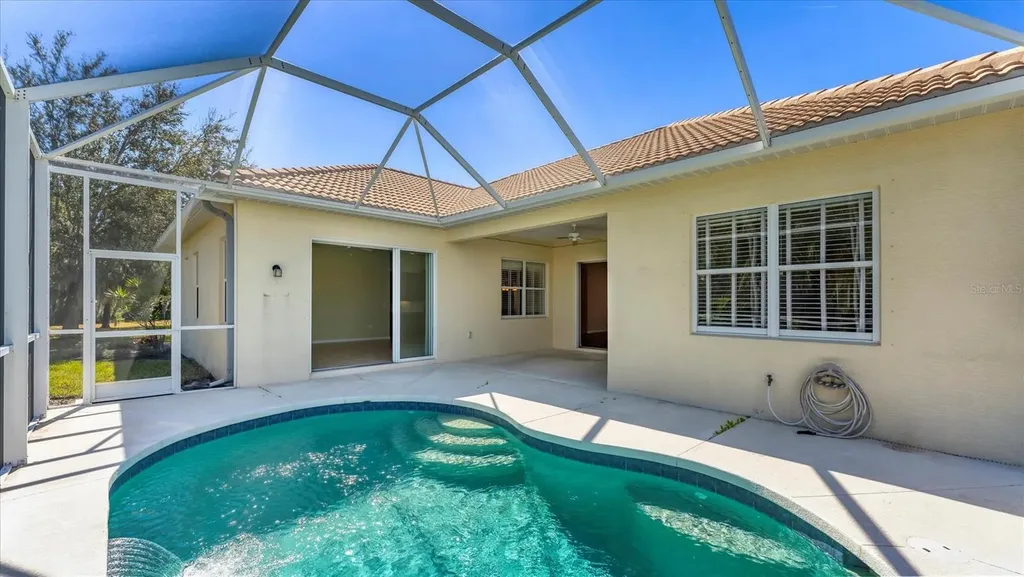 6207 46th Court E Bradenton FL 34203