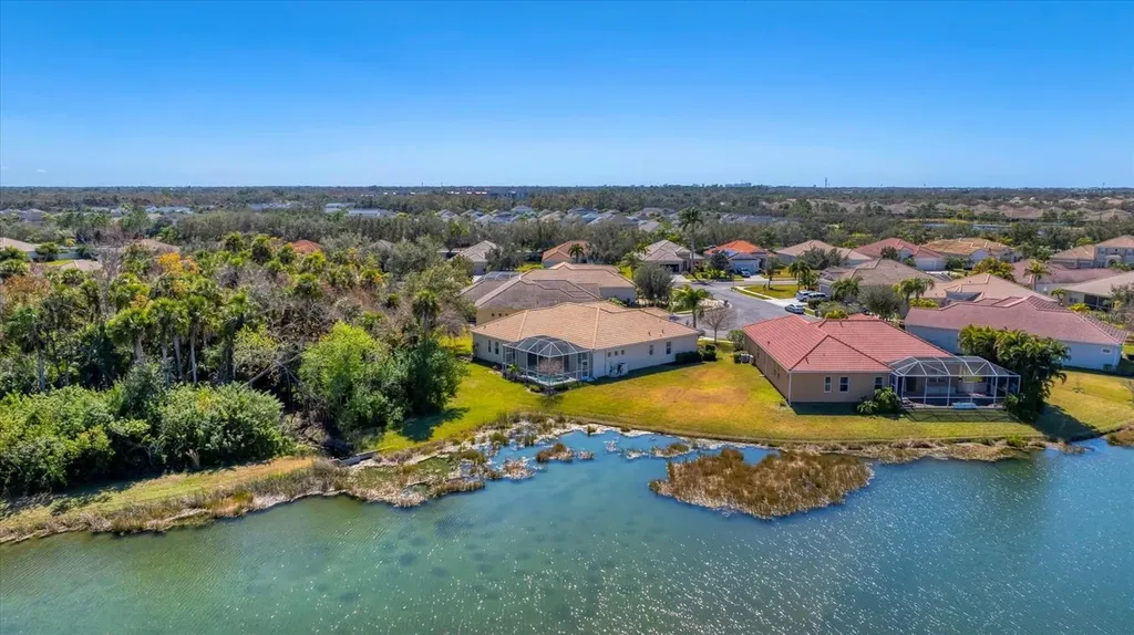 6207 46th Court E Bradenton FL 34203