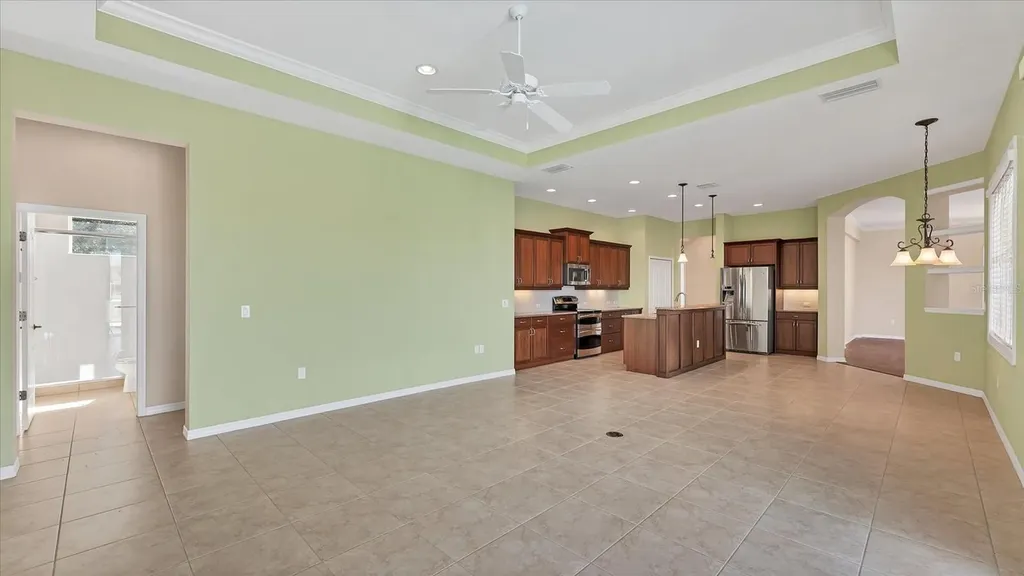 6207 46th Court E Bradenton FL 34203