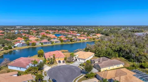 6207 46th Court E Bradenton FL 34203
