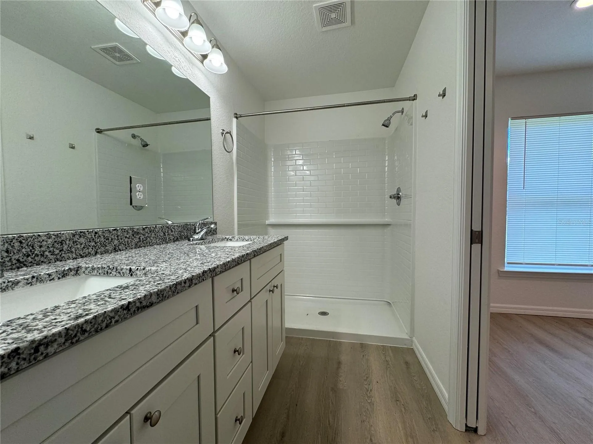 24 Malauka Loop Place Ocklawaha FL 32179