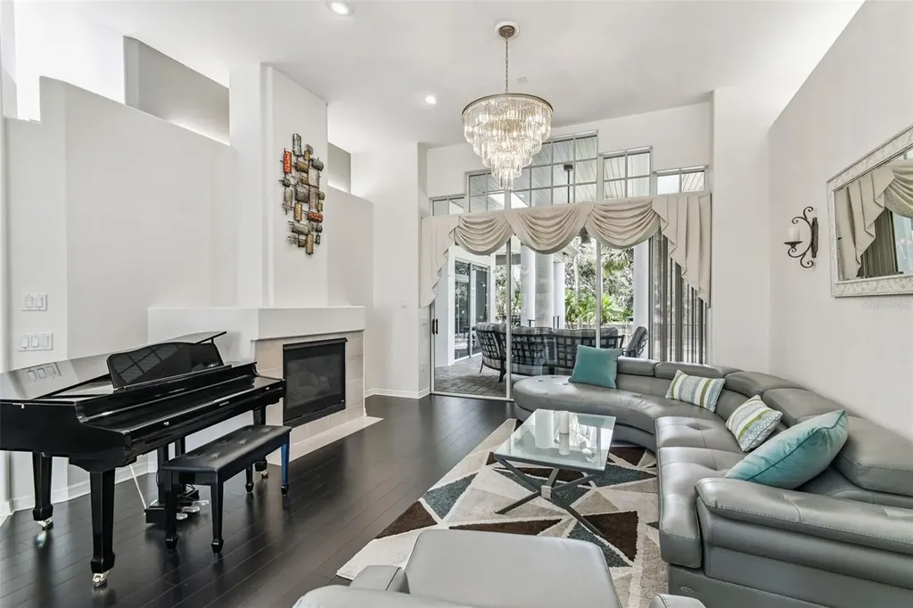 1705 Meyers Cove Drive Tarpon Springs FL 34689