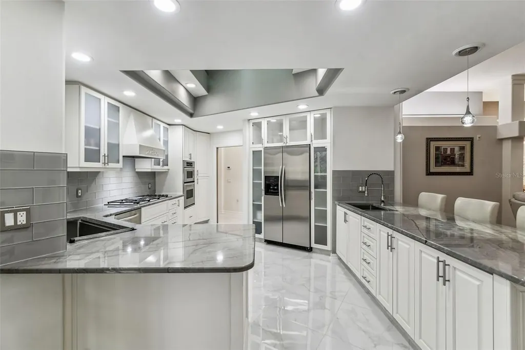 1705 Meyers Cove Drive Tarpon Springs FL 34689