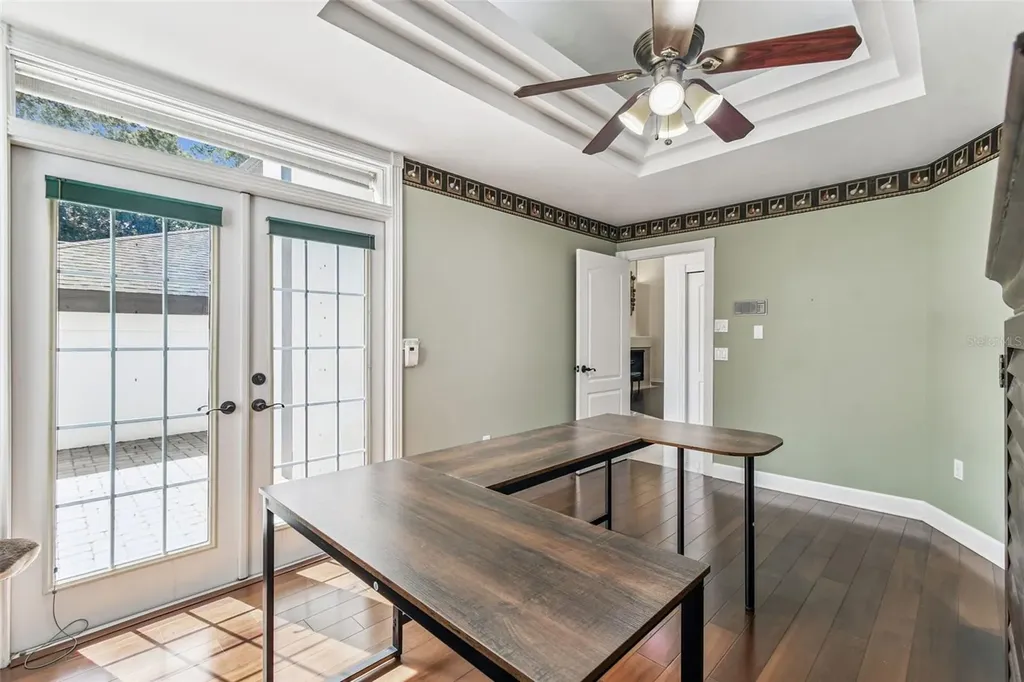 1705 Meyers Cove Drive Tarpon Springs FL 34689
