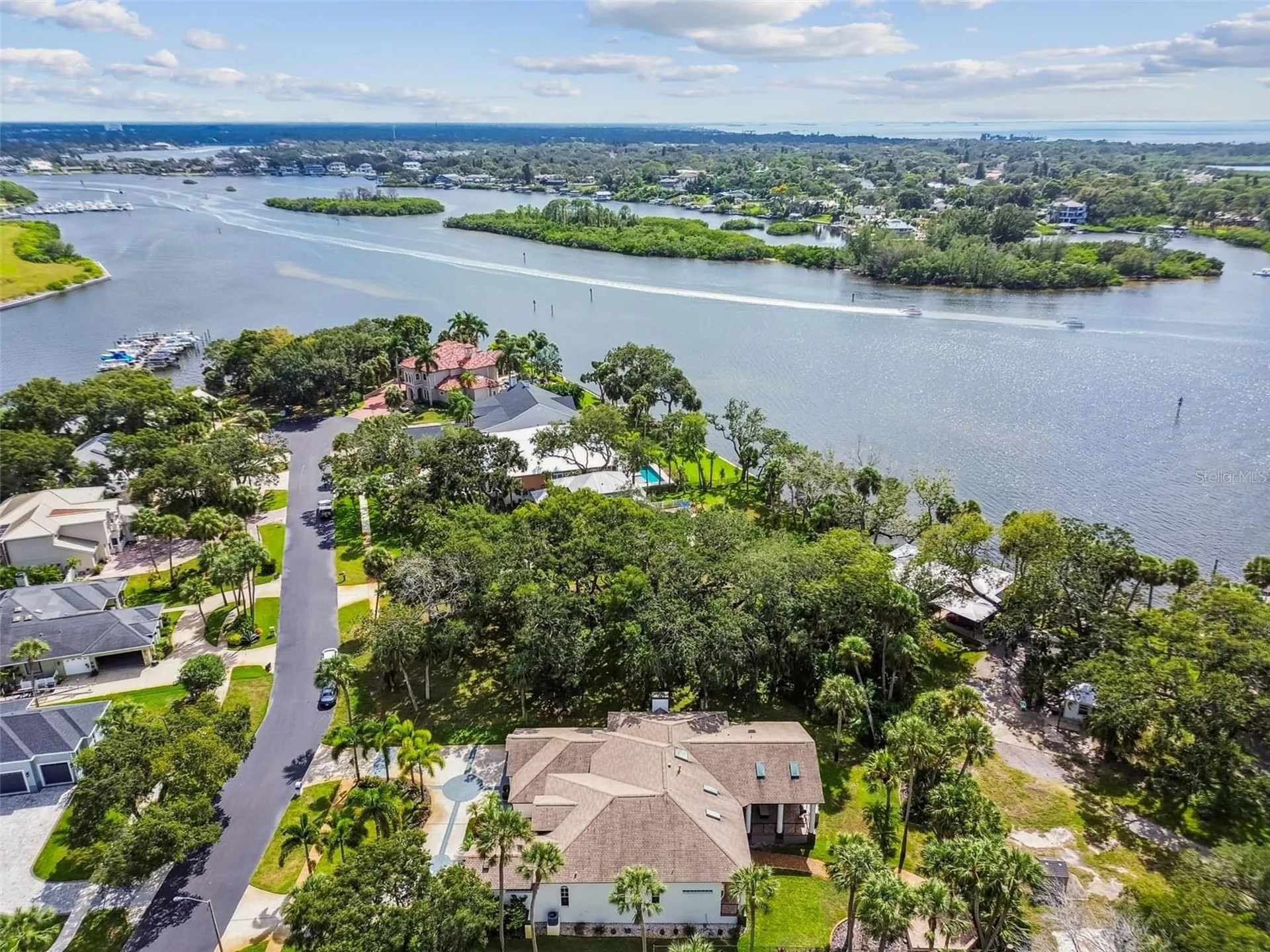 1705 Meyers Cove Drive Tarpon Springs FL 34689