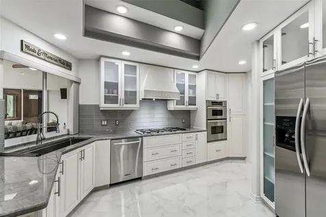 1705 Meyers Cove Drive Tarpon Springs FL 34689