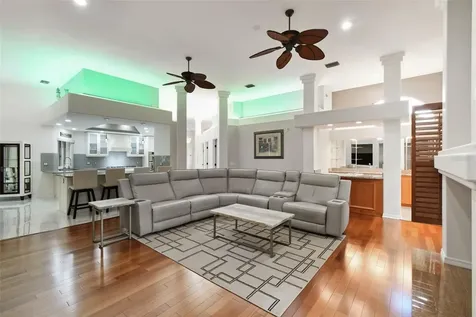 1705 Meyers Cove Drive Tarpon Springs FL 34689
