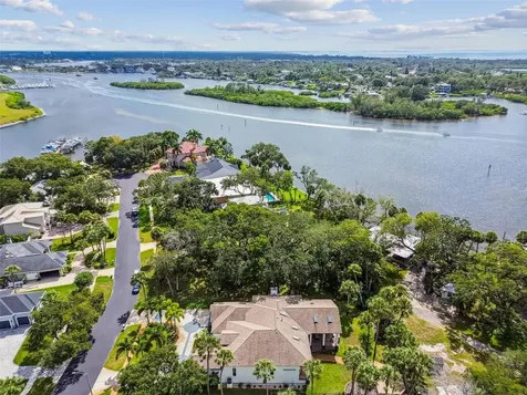 1705 Meyers Cove Drive Tarpon Springs FL 34689