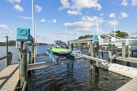 1705 Meyers Cove Drive Tarpon Springs FL 34689