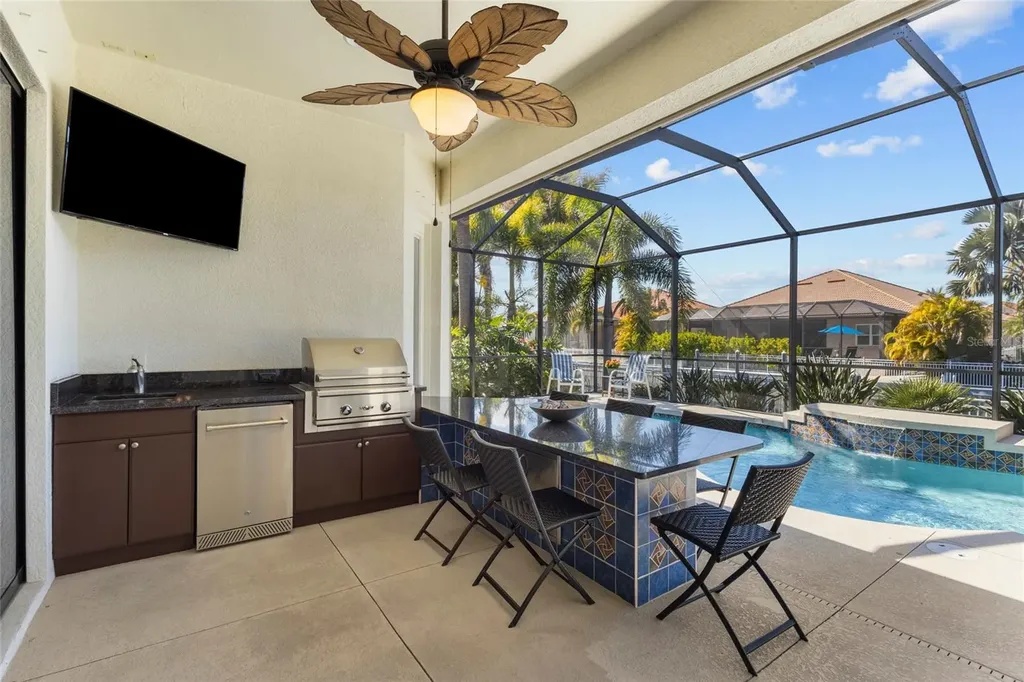 576 Mast Drive Bradenton FL 34208