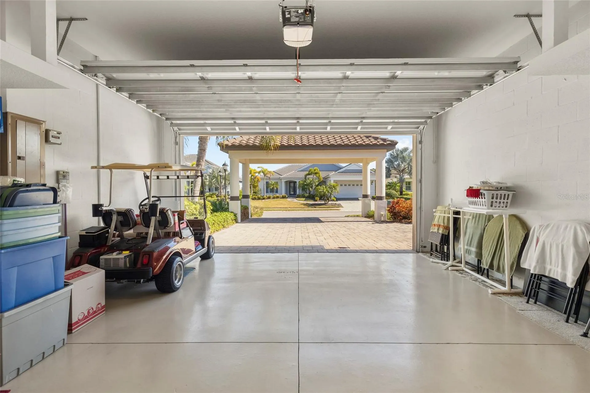 576 Mast Drive Bradenton FL 34208