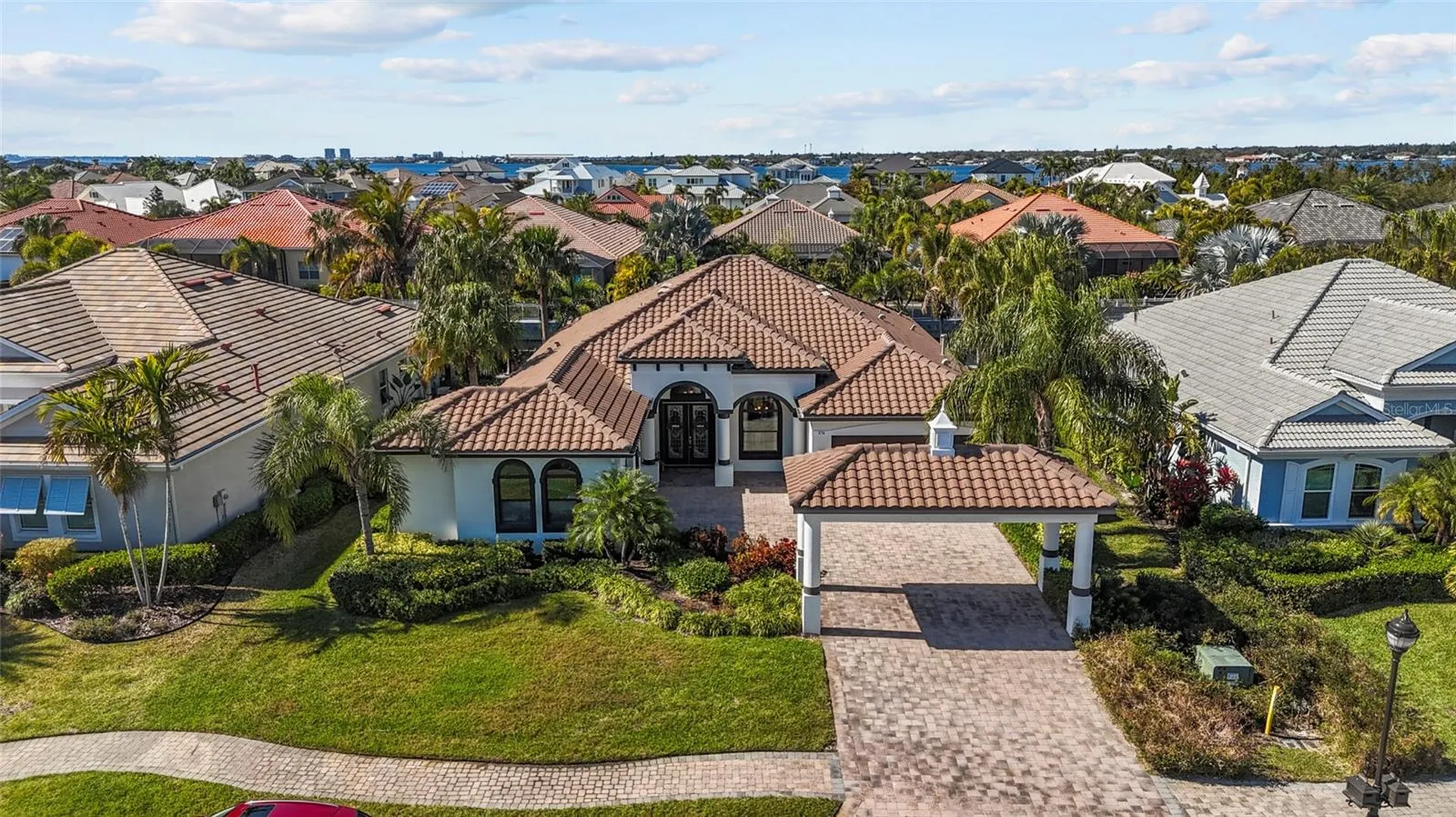 576 Mast Drive Bradenton FL 34208
