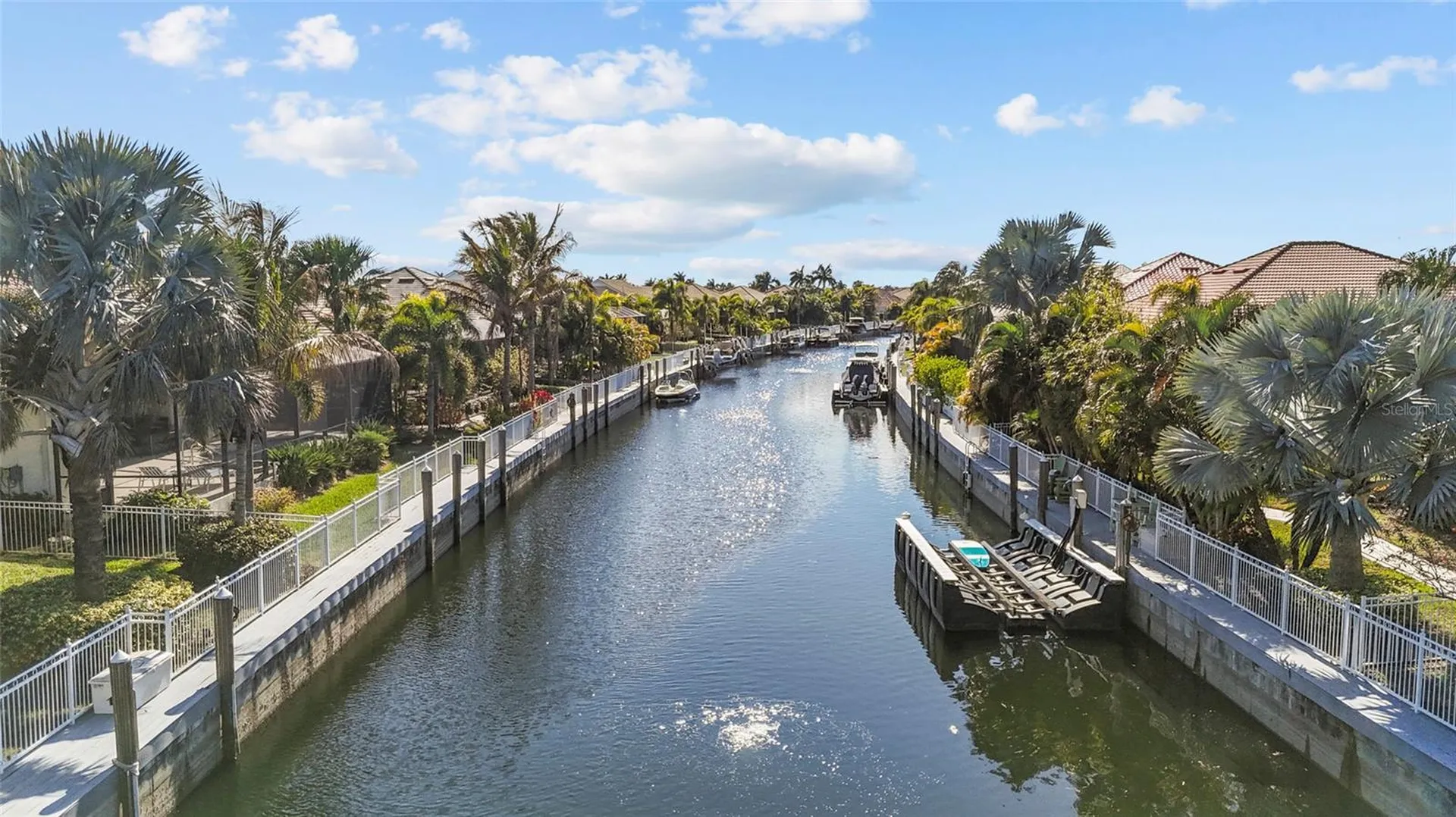 576 Mast Drive Bradenton FL 34208