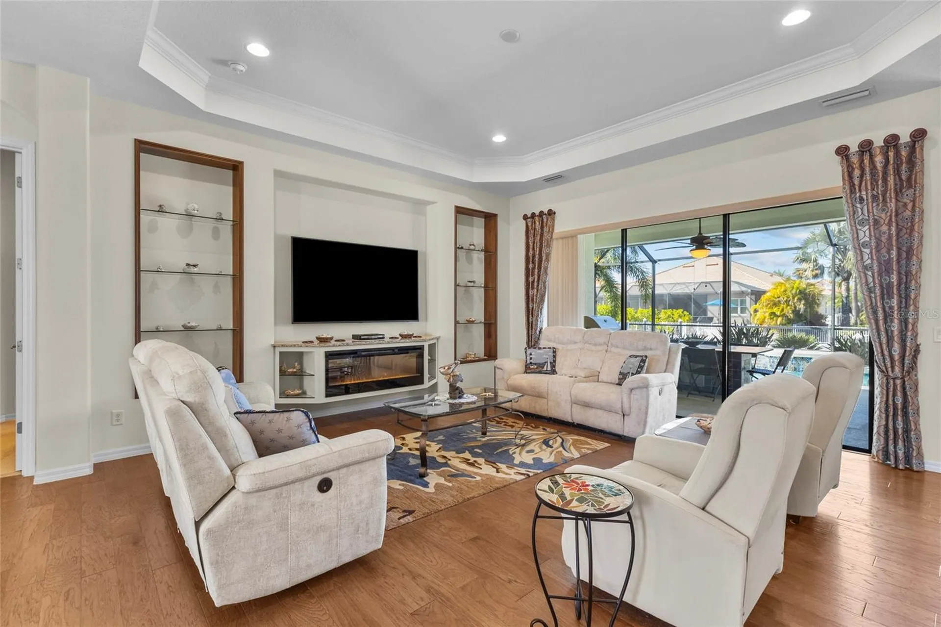 576 Mast Drive Bradenton FL 34208