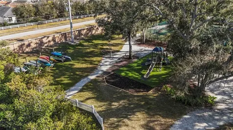 576 Mast Drive Bradenton FL 34208