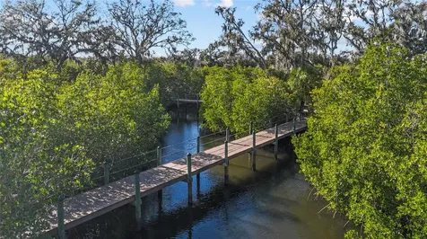 576 Mast Drive Bradenton FL 34208