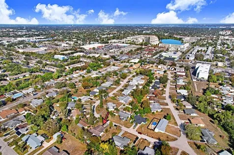 4434 19th Street Circle W Bradenton FL 34207