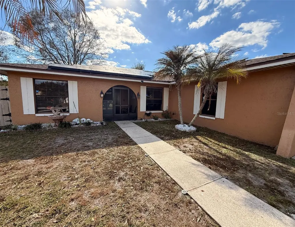 637 Fresno Court Kissimmee FL 34758