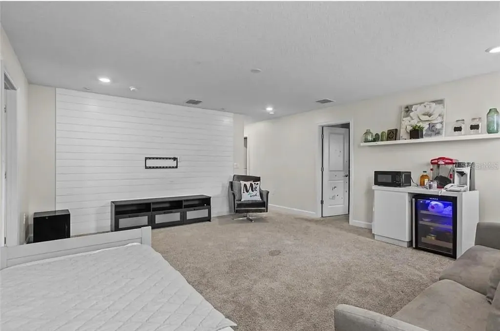 4585 Target Boulevard Kissimmee FL 34746