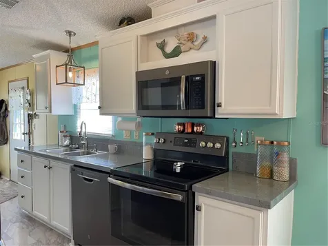 13055 Rock Creek Park Hudson FL 34667