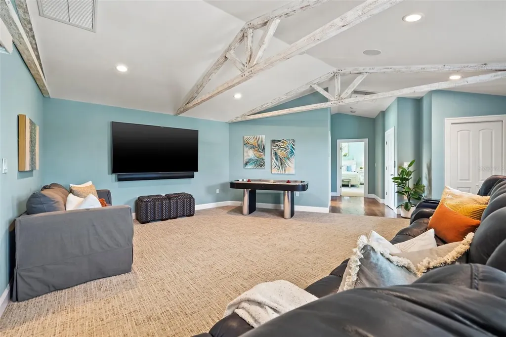 511 Windward Passage Clearwater Beach FL 33767