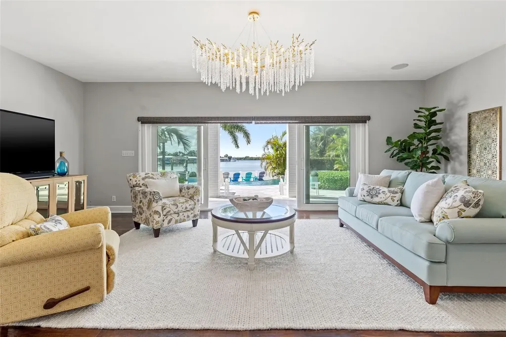 511 Windward Passage Clearwater Beach FL 33767