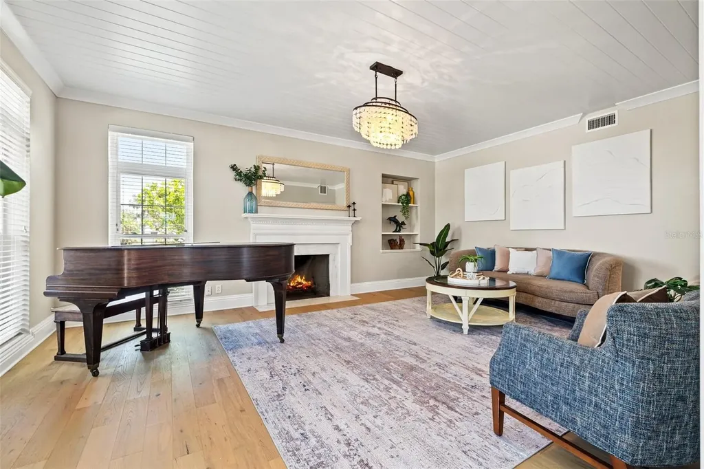 511 Windward Passage Clearwater Beach FL 33767
