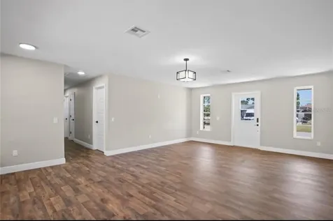 2981 Crane Avenue North Port FL 34286