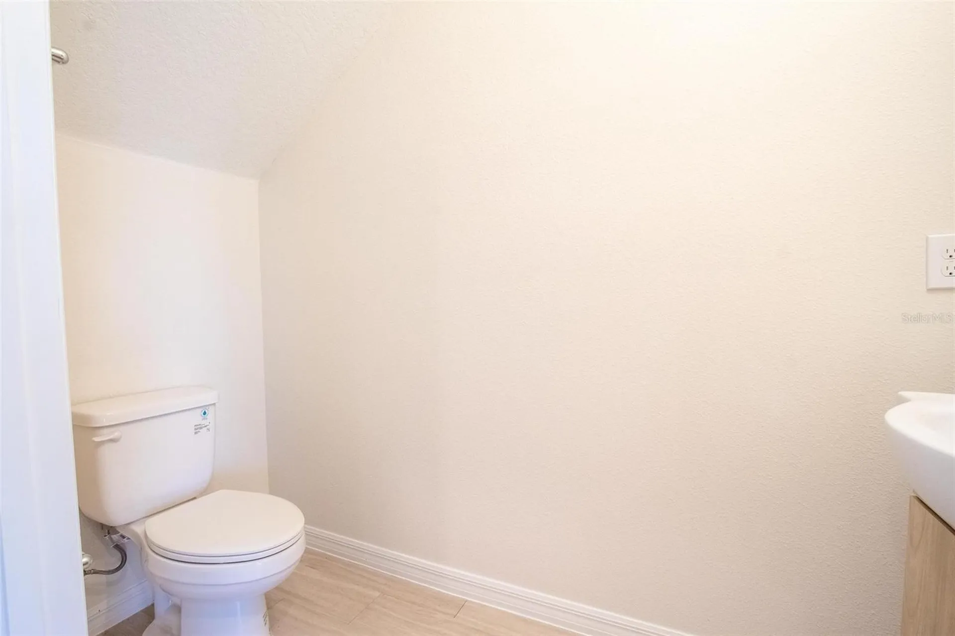 2035 Claudia Lane Kissimmee FL 34741