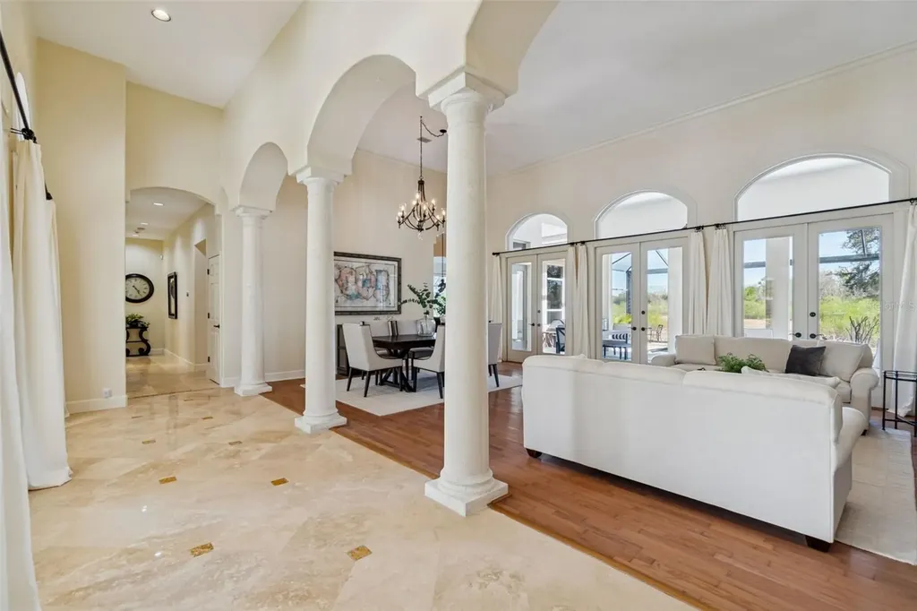 5212 Golf Links Boulevard Zephyrhills FL 33541