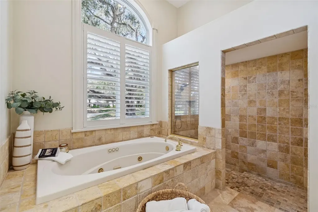 5212 Golf Links Boulevard Zephyrhills FL 33541