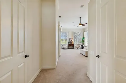 5212 Golf Links Boulevard Zephyrhills FL 33541