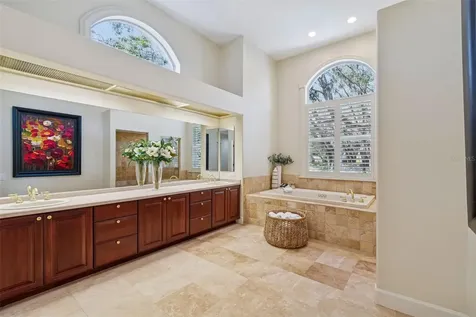 5212 Golf Links Boulevard Zephyrhills FL 33541