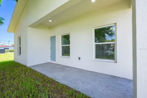 1720 S Deleon Avenue Titusville FL 32780