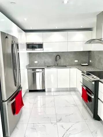 4123 Isla Verde Avenue Carolina PR 00979