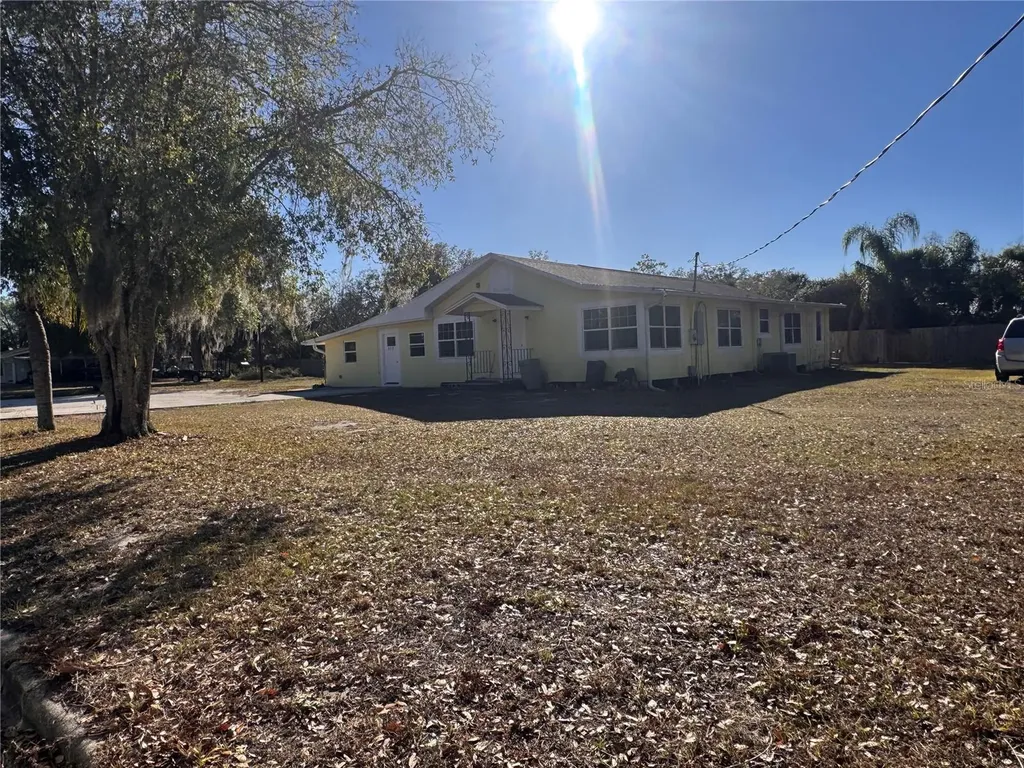 227 Smith Avenue Arcadia FL 34266