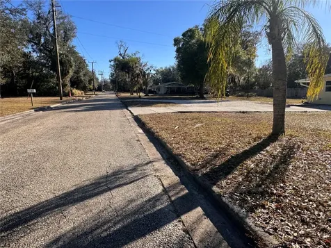227 Smith Avenue Arcadia FL 34266