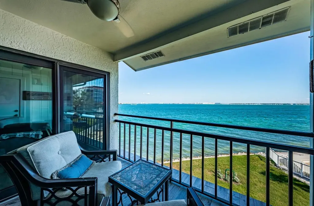 6265 Sun Boulevard St Petersburg FL 33715