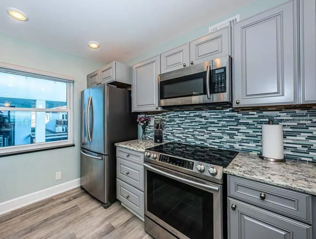 6265 Sun Boulevard St Petersburg FL 33715