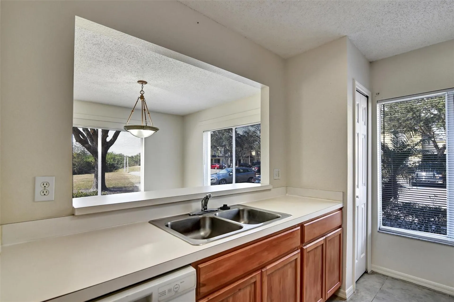 10805 Keys Gate Drive Riverview FL 33579
