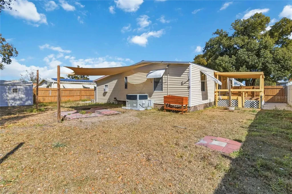 2320 Darby Lane St Cloud FL 34769
