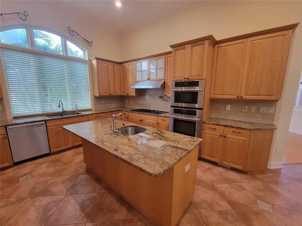10209 Thurston Groves Boulevard Largo FL 33778