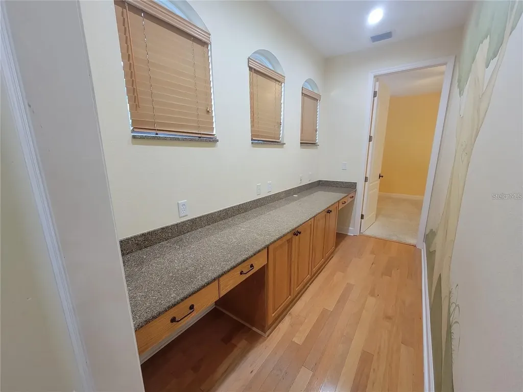 10209 Thurston Groves Boulevard Largo FL 33778